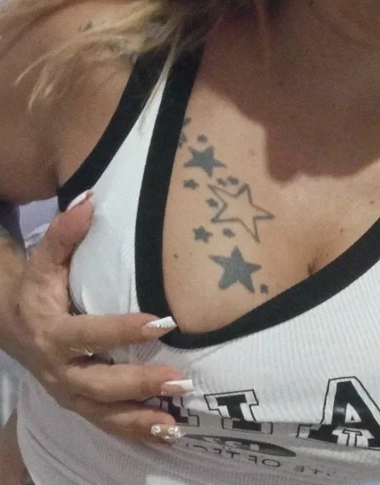 Amanda, 38