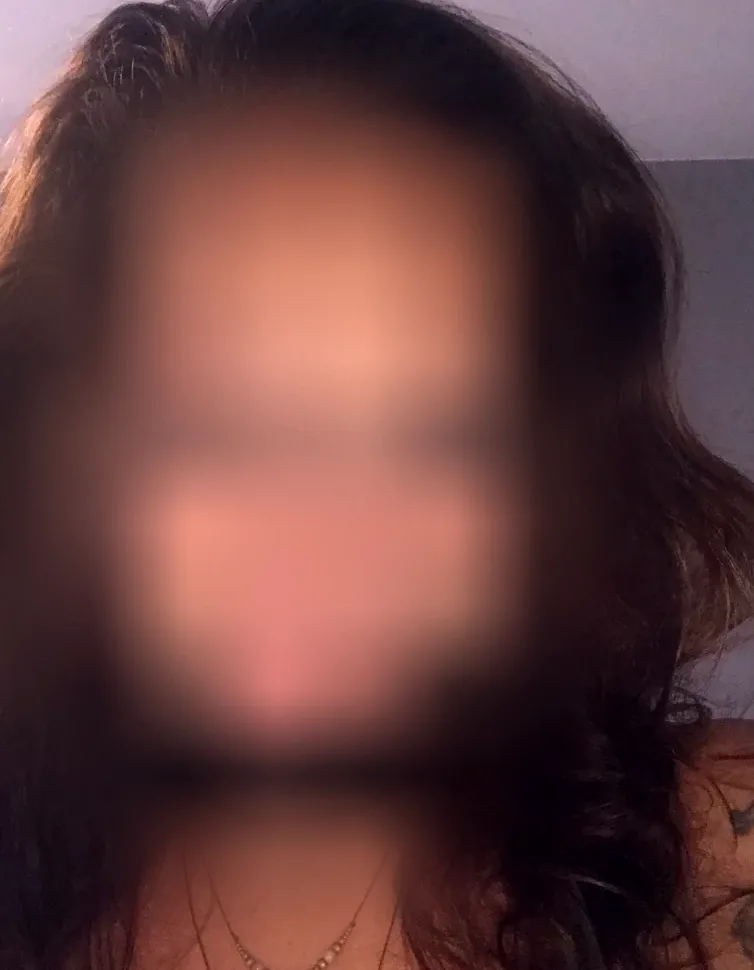 Ulla, 37