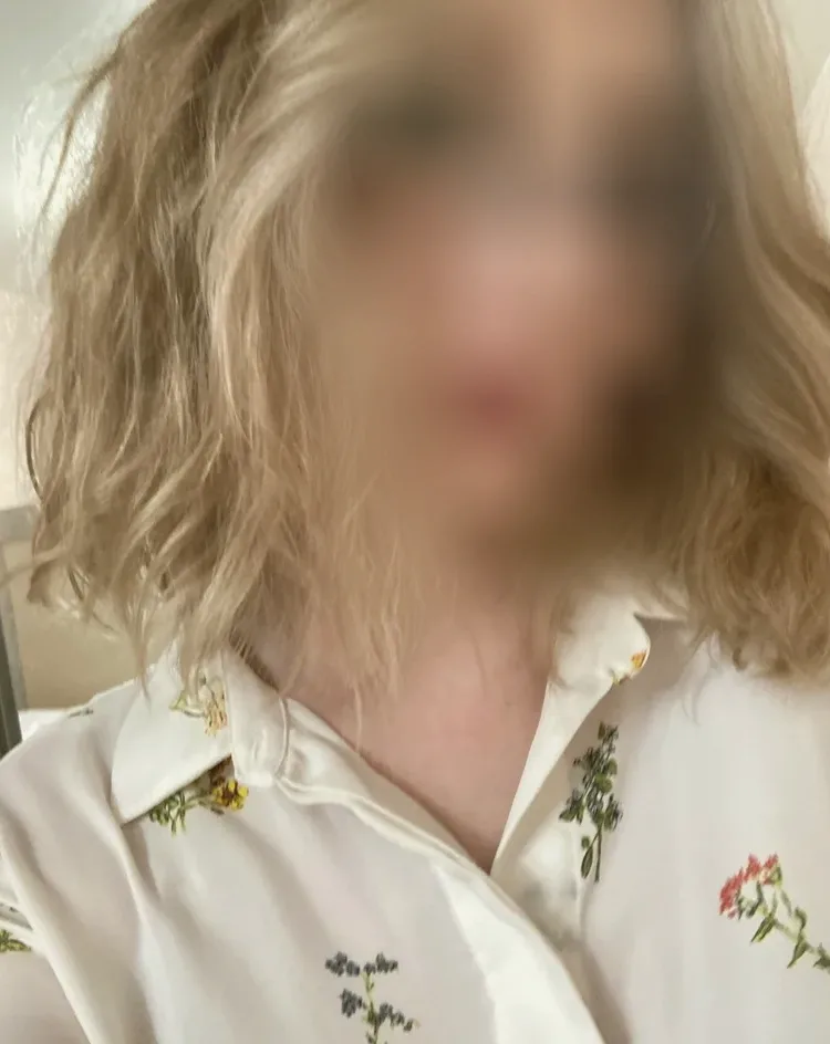 Veera, 33